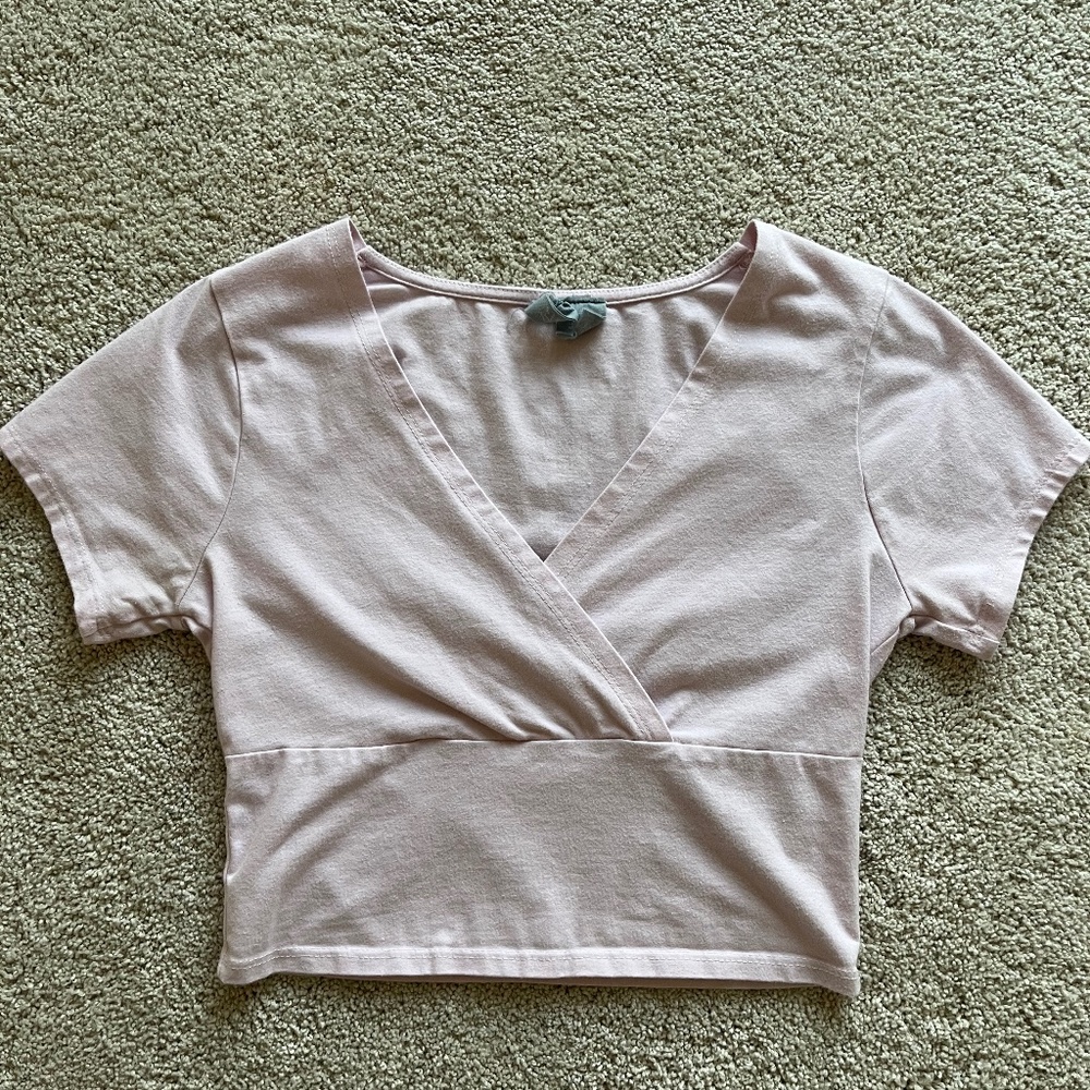 Sky & Sparrow pink v neck short sleeve winen’s size M